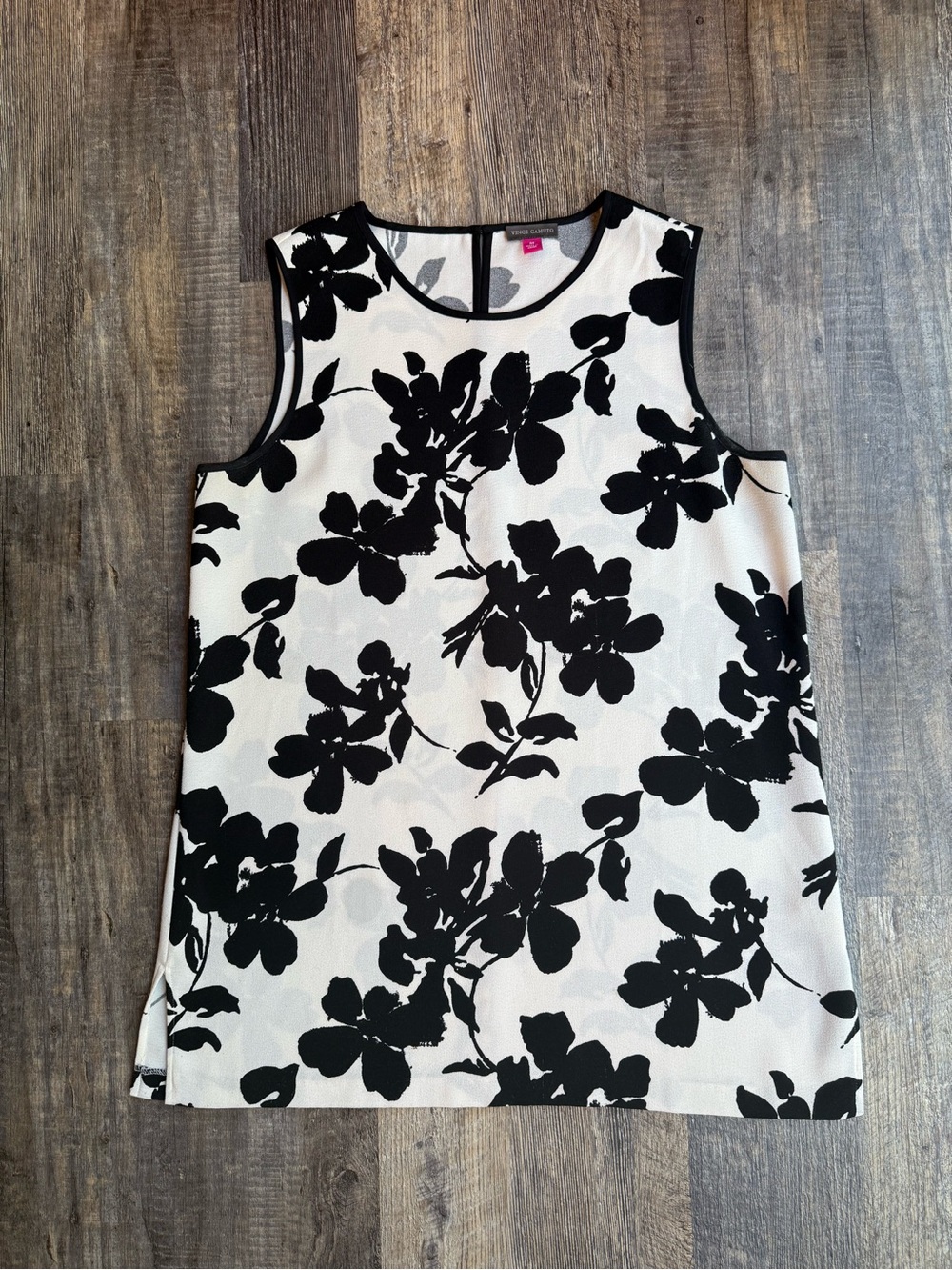 Vince Camuto Black & White Floral Sleeveless Shell